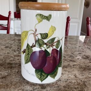 Port Meirion Pomona No. 1 Canister.